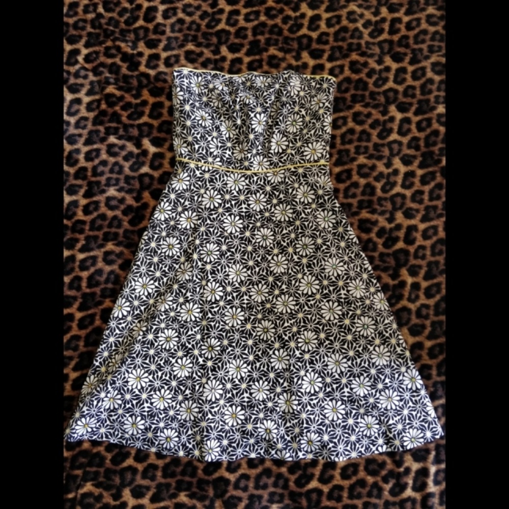 🌼 Alexandra Bartlett  Daisy Pinup Dress 🌼